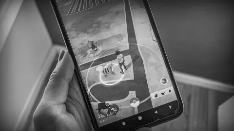 Pokémon Go Young est poignardé