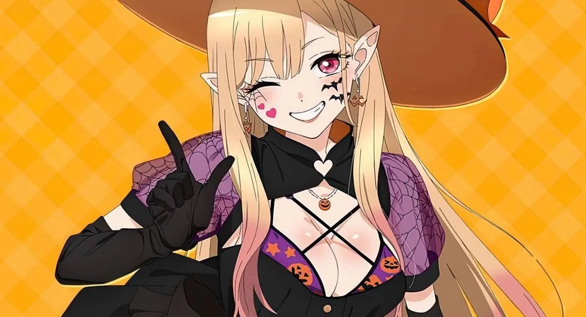 ソノ ビスク ドール - ファンが小さな魔女に扮したマリンのコスプレをする
